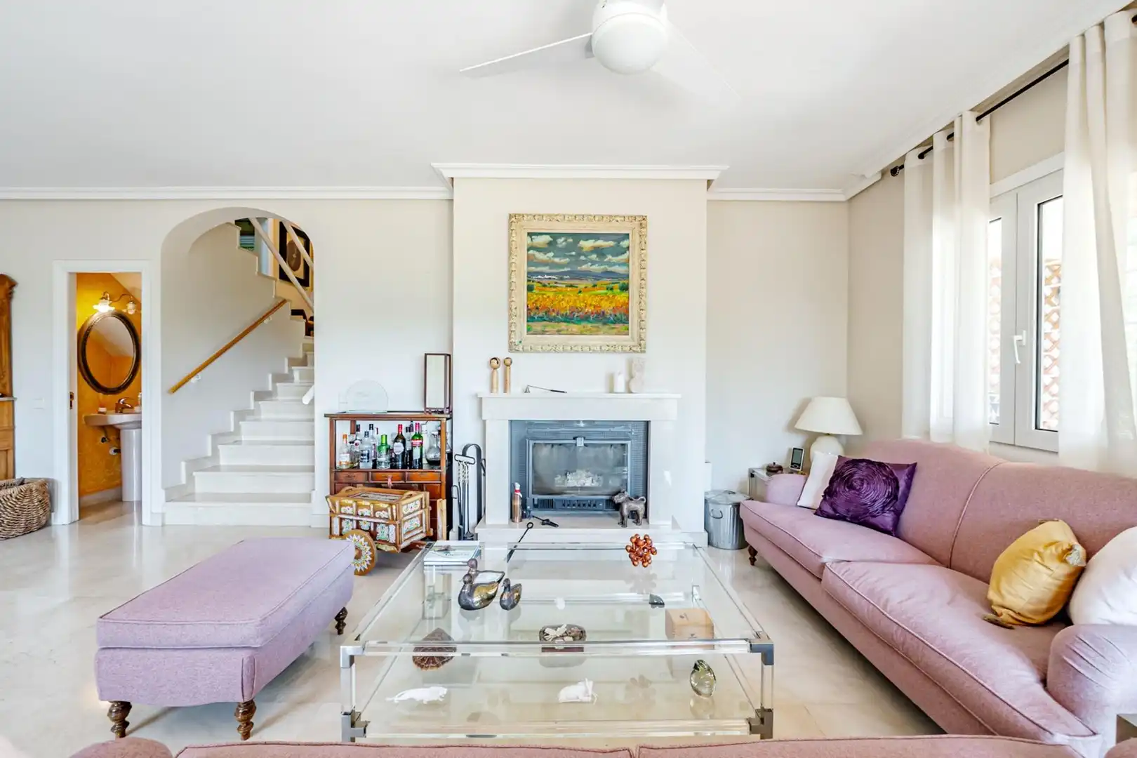Sala de estar de Casa o chalet en venta en Las Rozas de Madrid con Aire acondicionado, Calefacción y Jardín privado