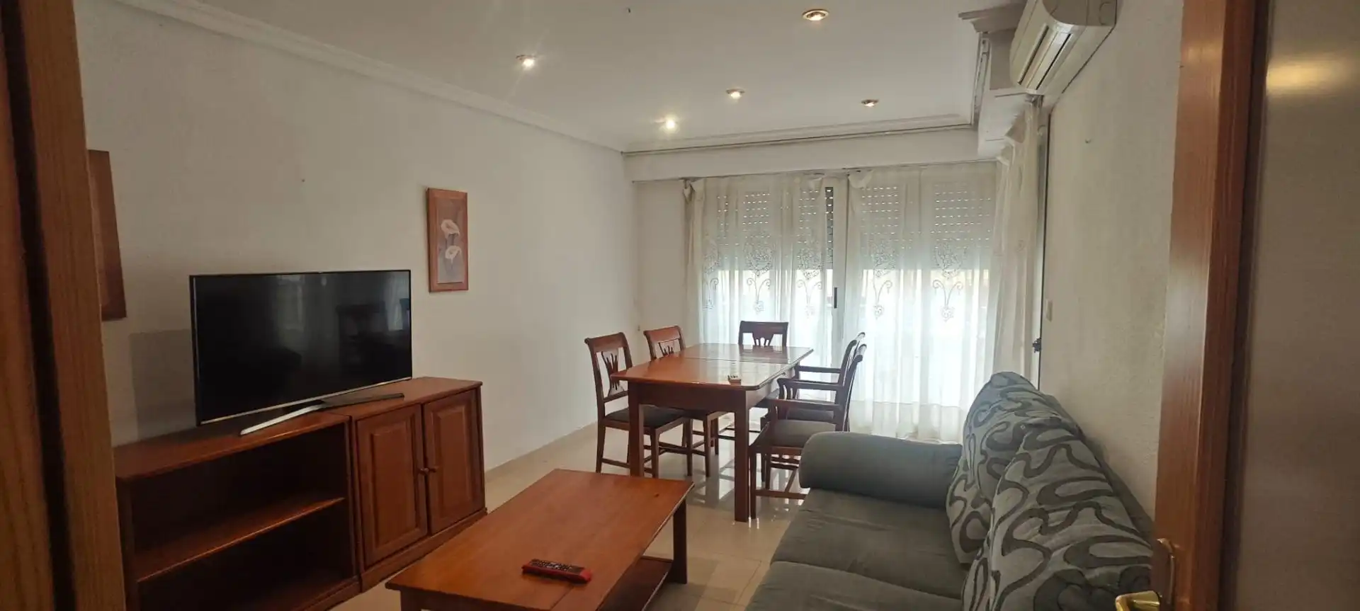 Living room of Flat for sale in Elche / Elx  with Air Conditioner and Balcony
