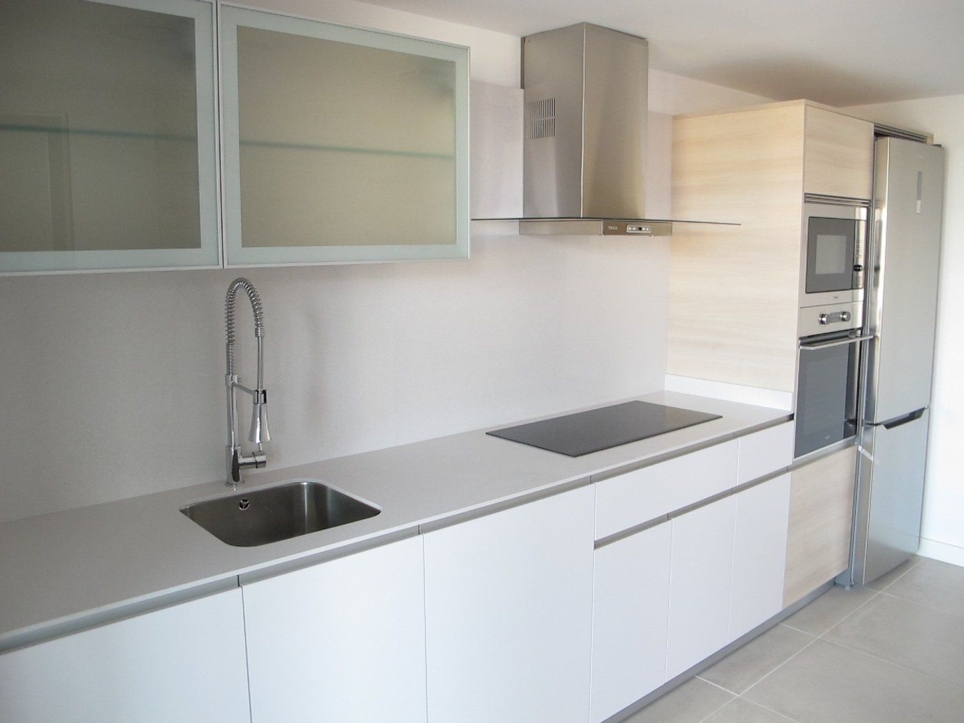 Cocina de Piso de alquiler en  Zaragoza Capital con Aire acondicionado, Terraza y Trastero