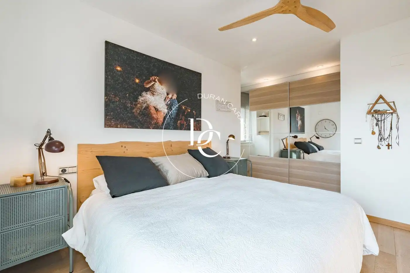 Habitación de Ático en venta en Vilanova i la Geltrú con Aire acondicionado, Calefacción y Trastero