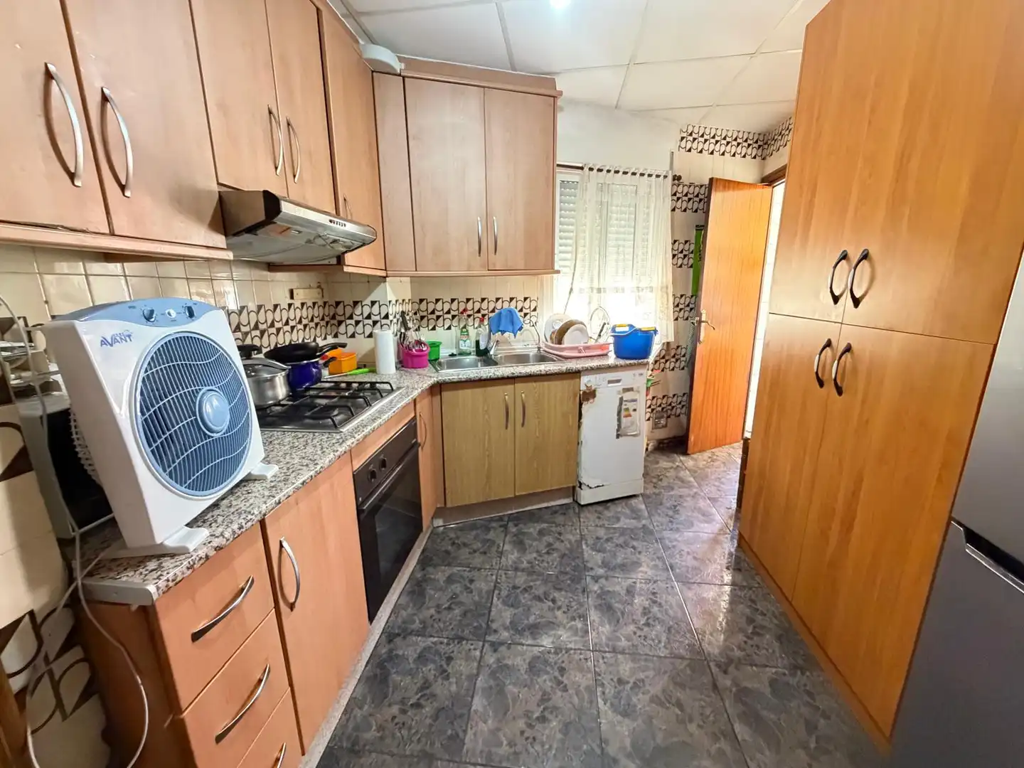 Cocina de Piso en venta en Dolores con Aire acondicionado, Amueblado y Horno