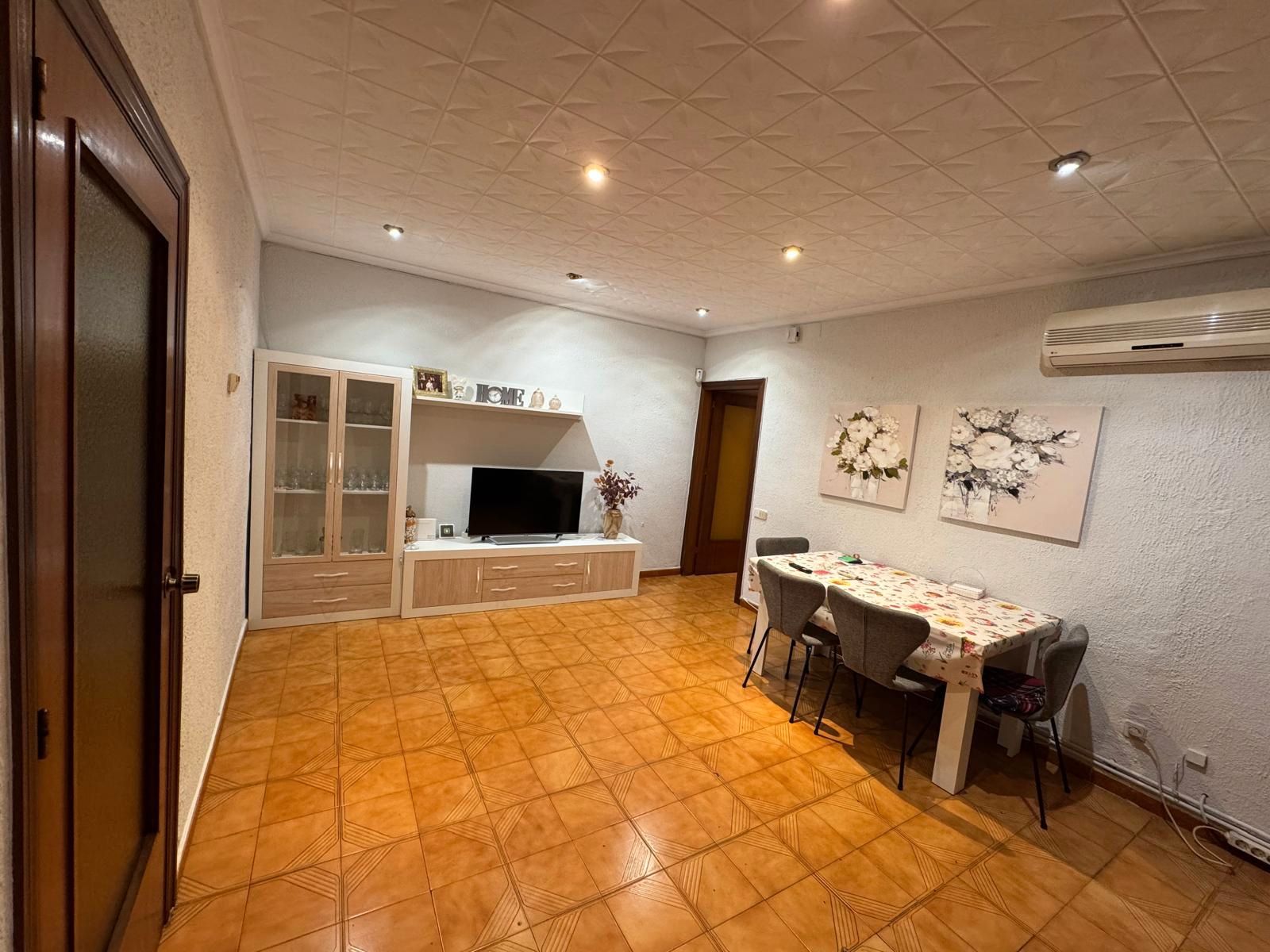 Piso en venta en Carrer de Richard Strauss, La Salut, Salut - Lloreda