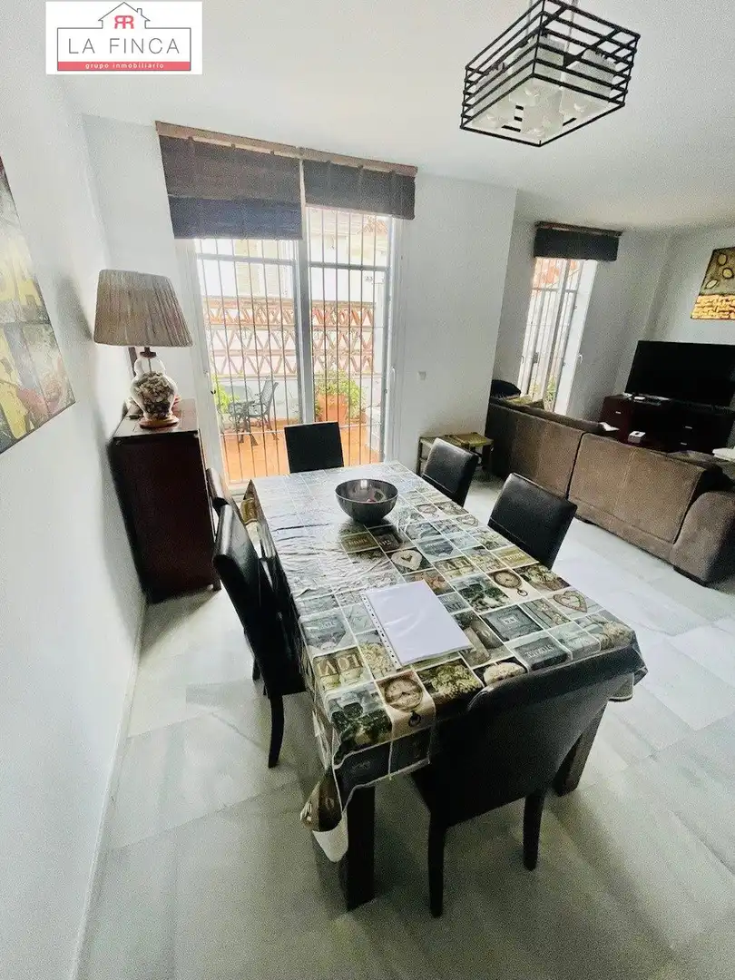 Dining room of Detached homes for sale in Benalmádena  with Air Conditioner, Terrace and Storage room