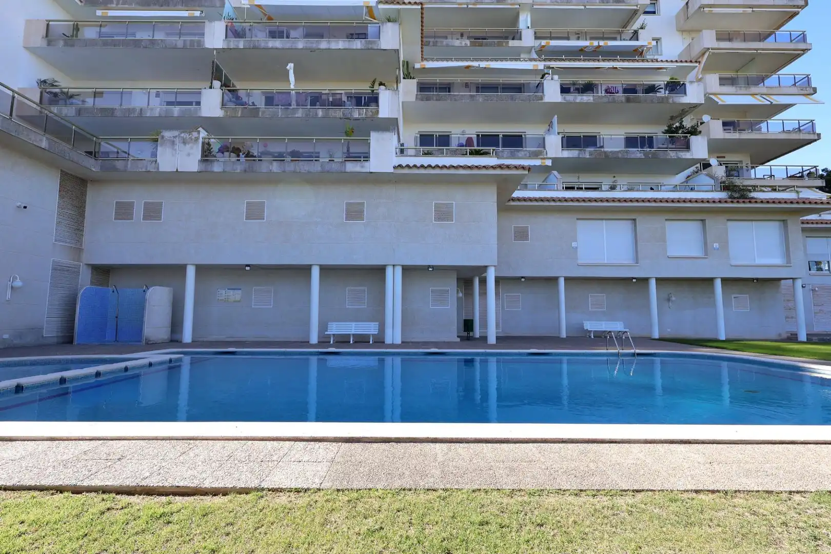 Piscina de Piso en venta en Sant Pere de Ribes con Calefacción, Terraza y Piscina comunitaria