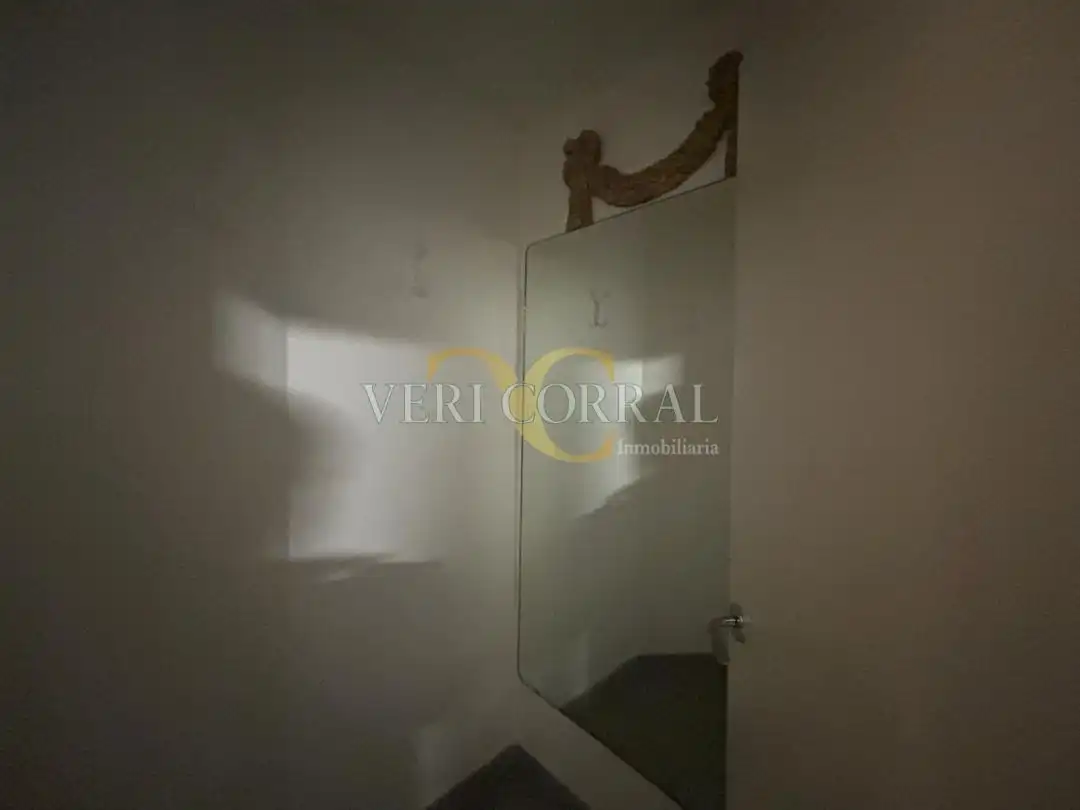 Local en venta en Oviedo , Asturias