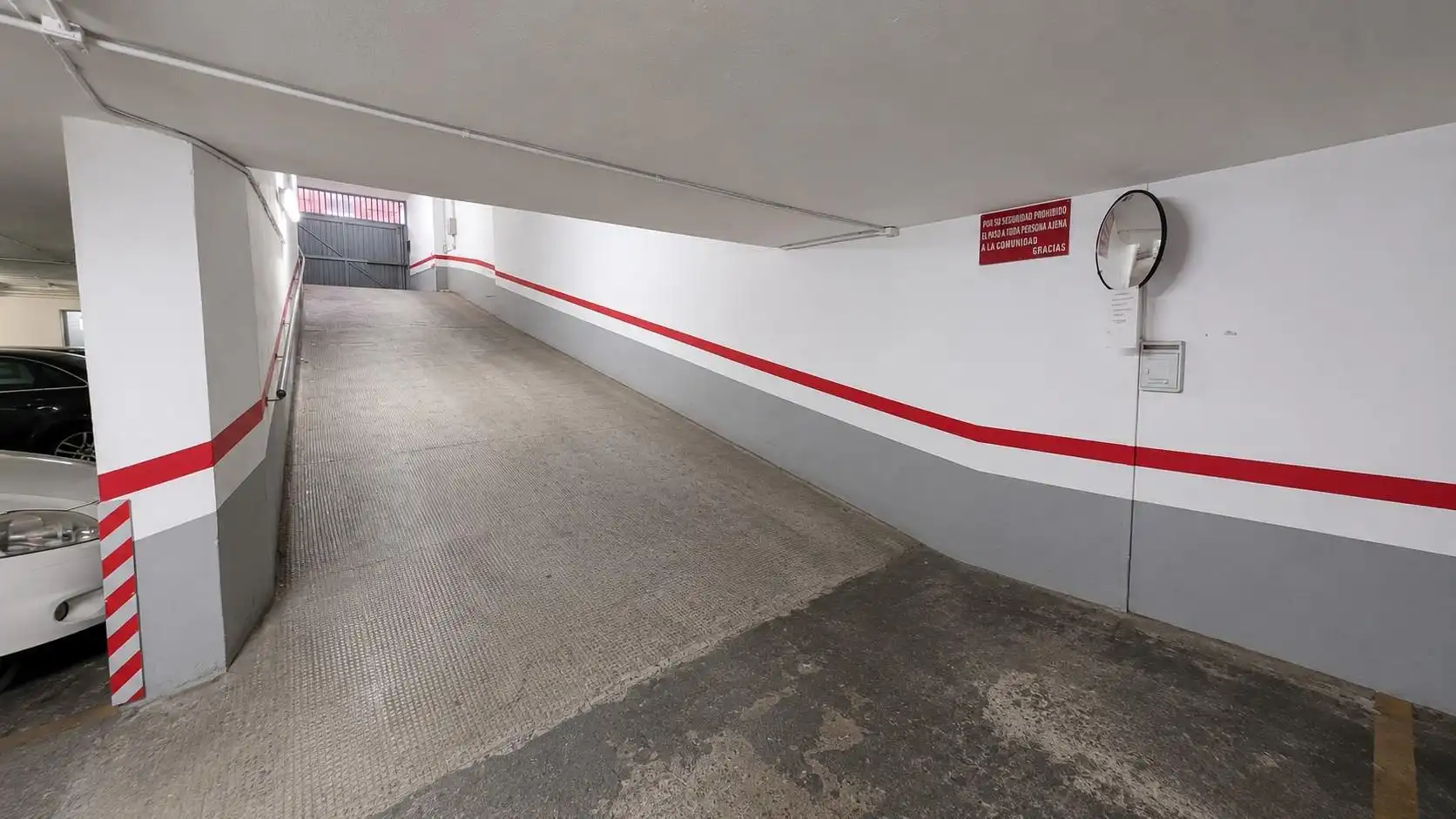 Parking of Flat for sale in Valencia  with Balcony