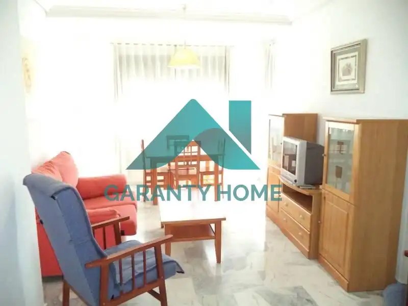 Sala de estar de Apartamento de alquiler en Cáceres con Aire acondicionado, Calefacción y Terraza