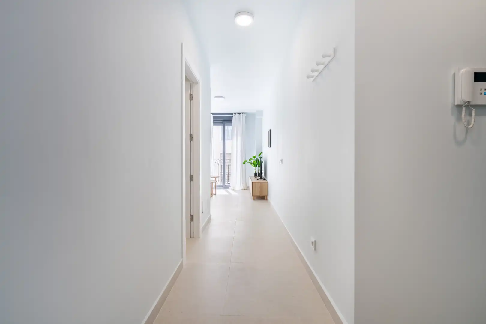 Wohnung zur Miete in Calle Braulio Moreno, 1, Centro