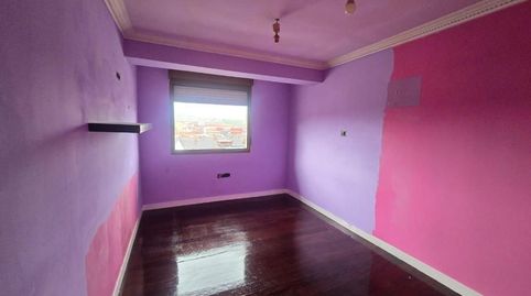 Foto 2 de Piso en venta en Valle de Trápaga-Trapagaran, Bizkaia