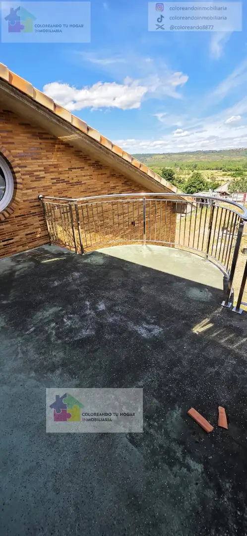 Terrace of Houses for sale in Sariegos  with Air Conditioner, Heating and Private garden