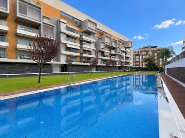 Appartement avec piscine à louer à Calle Calle Bailarina Anna Paulova