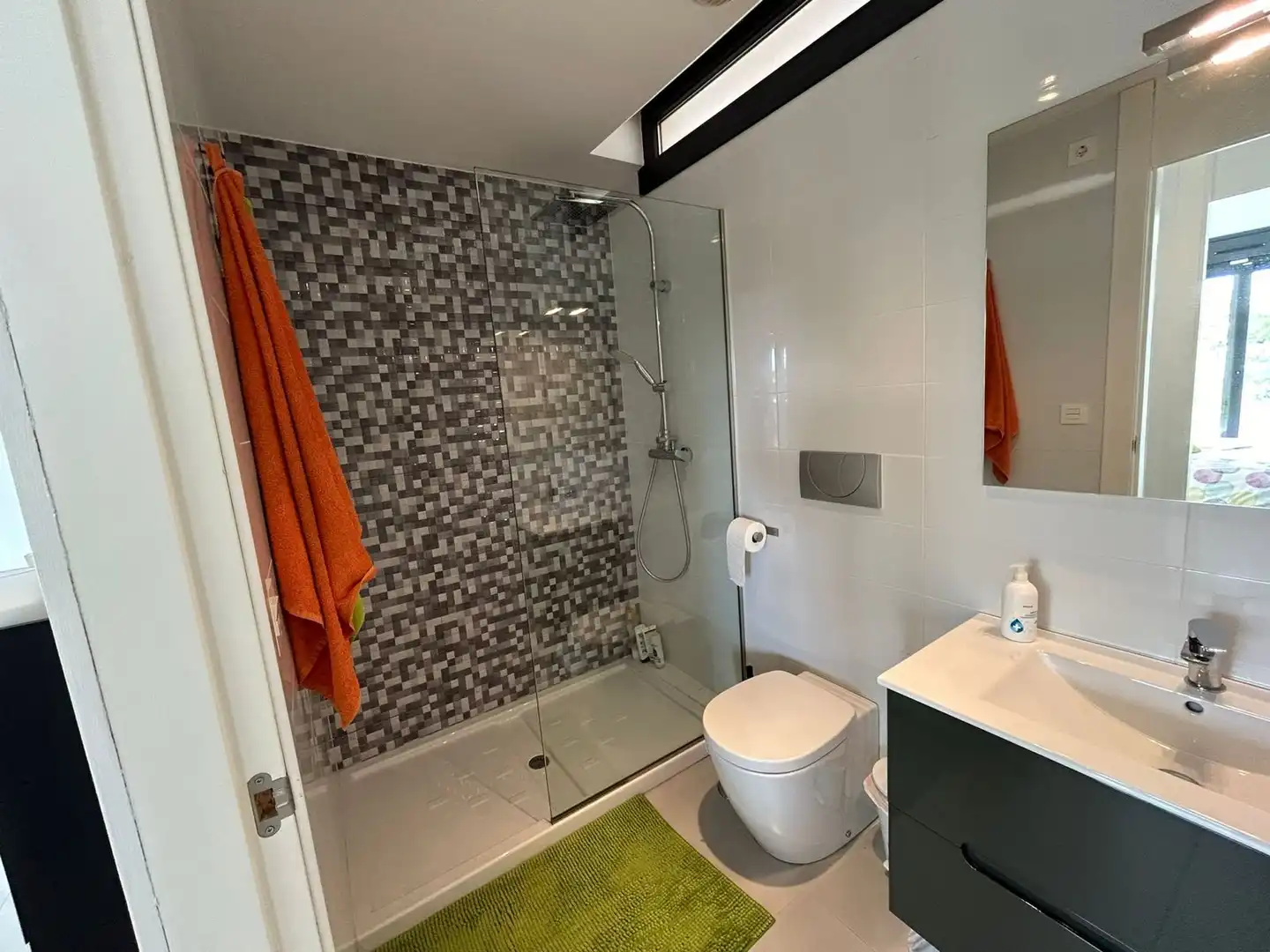 Baño de Ático en venta en Pilar de la Horadada con Aire acondicionado, Terraza y Piscina