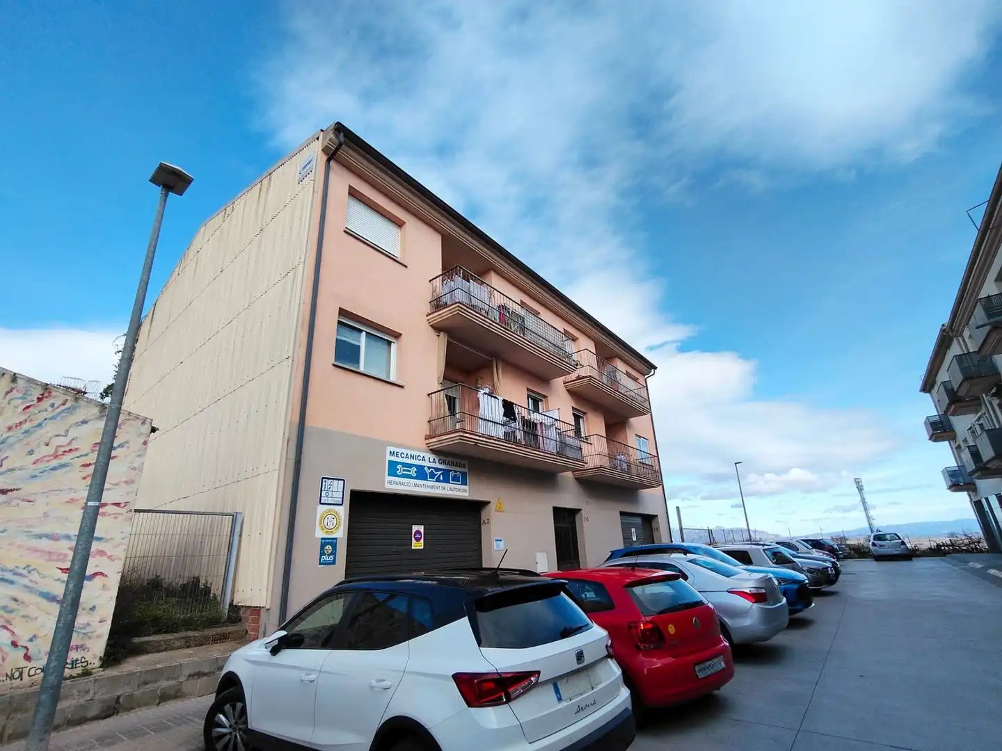 Exterior view of Flat for sale in La Granada  with Terrace and Balcony