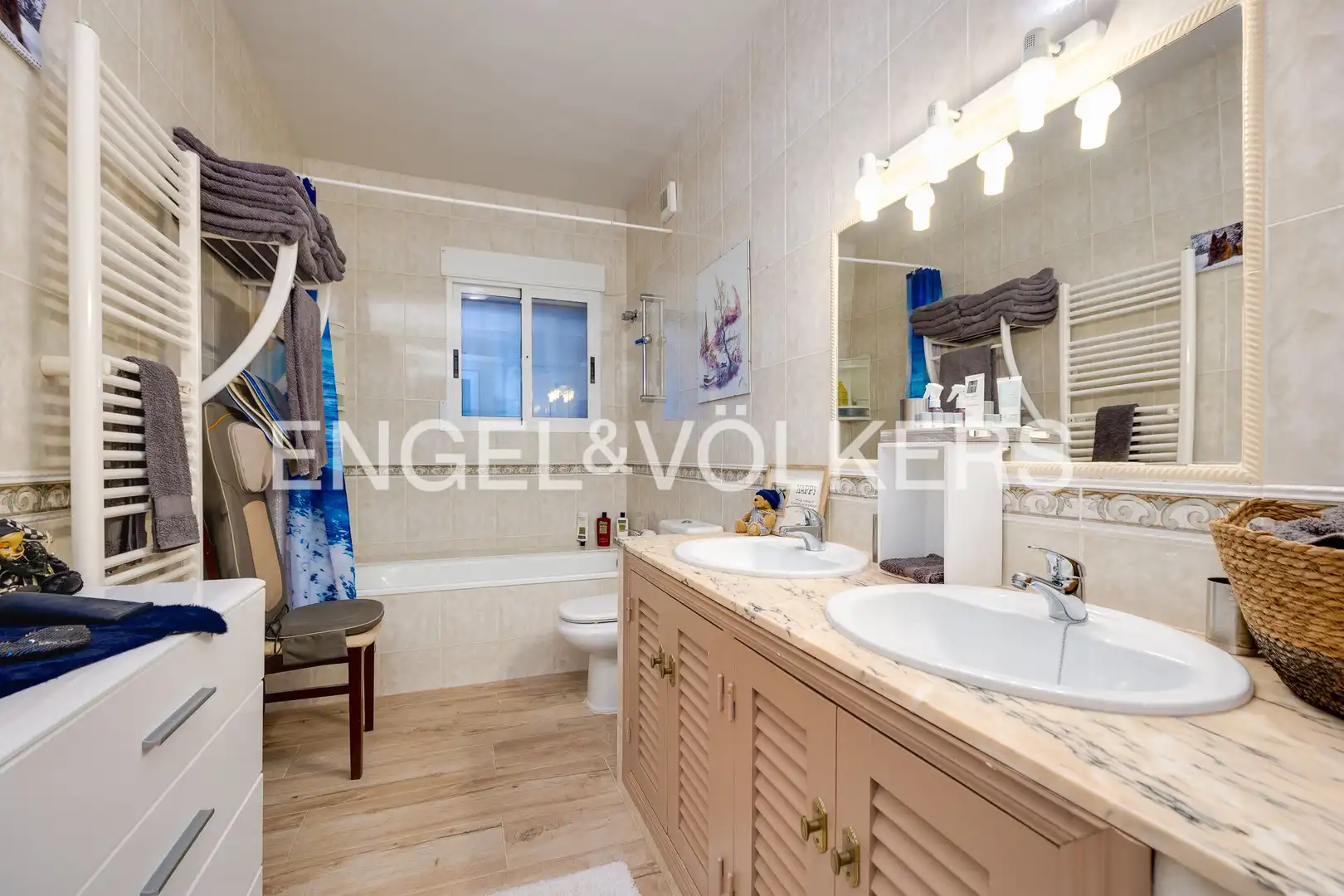 Baño de Casa o chalet en venta en Daya Vieja con Aire acondicionado, Calefacción y Jardín privado