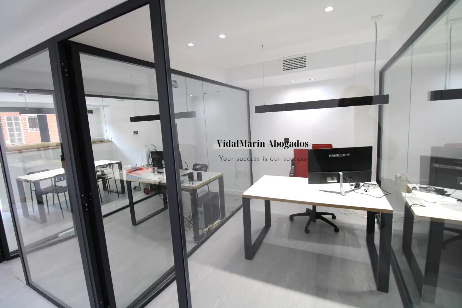 Oficina de alquiler en Avinguda de Benidorm, 13, Centro