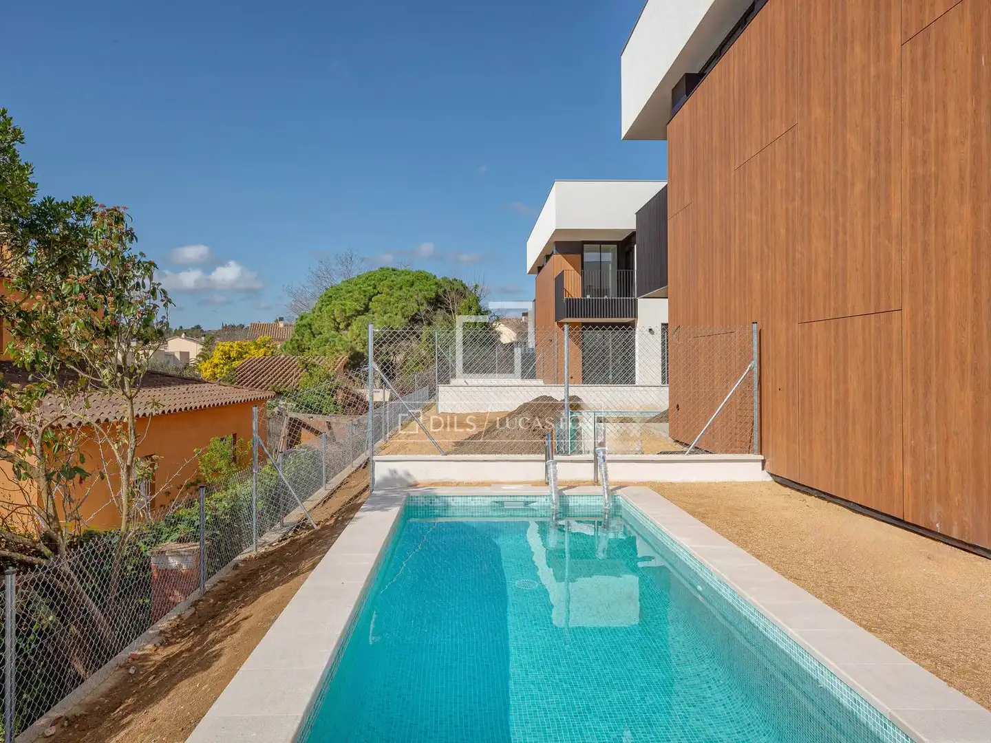 Vista exterior de Casa o xalet en venda en Palamós amb Aire condicionat, Calefacció i Jardí privat