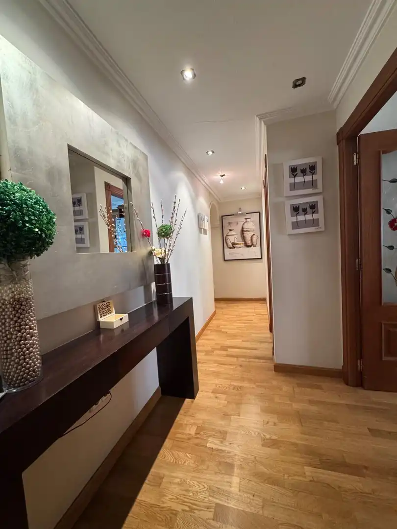 Wohnung zum Verkauf in Elche / Elx mit Klimaanlage, Heizung und Parkett