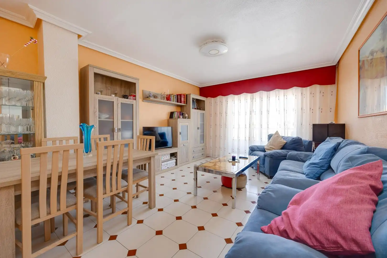 Living room of Flat for sale in Torrevieja  with Furnished