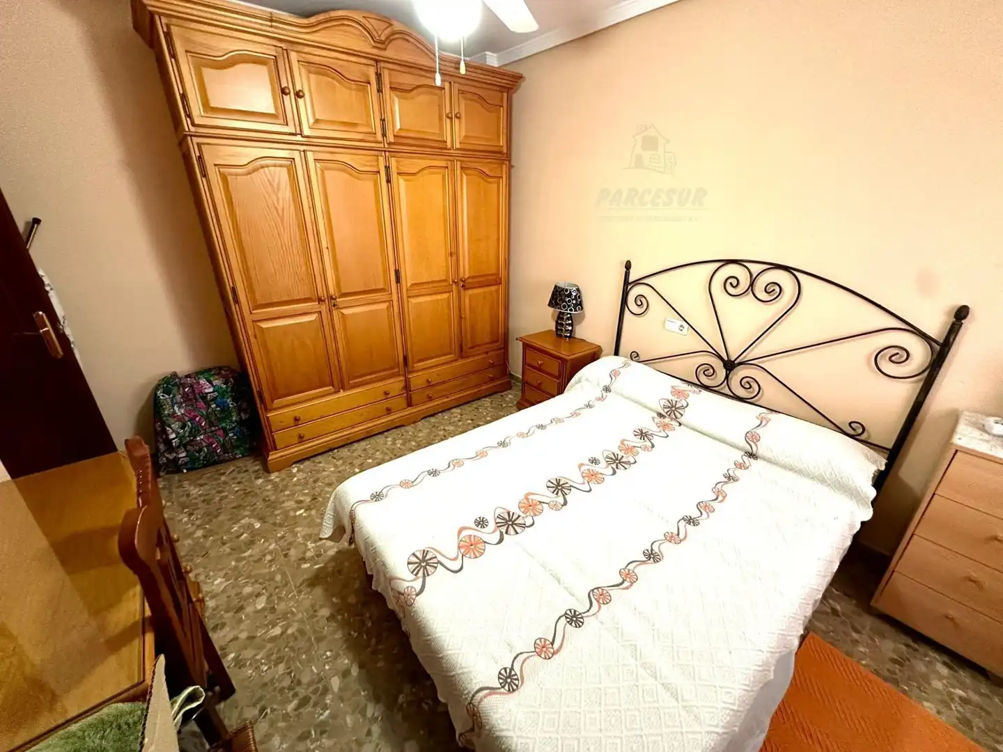 Dormitori de Casa o xalet en venda en Córdoba amb Aire condicionat, Calefacció i Jardí privat
