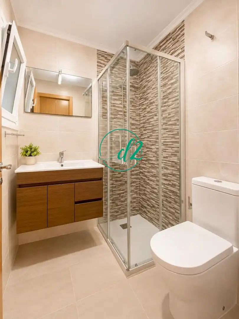 Bathroom of Houses for rent in Ourense Capital   with Heating, Storage room and Furnished