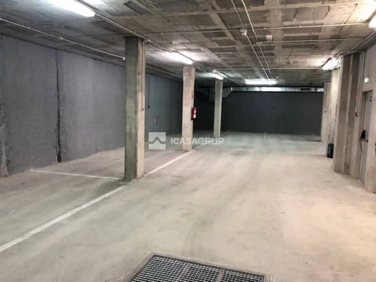 Garage for rent in Calle Verge de la Paloma, Creu de Barberà