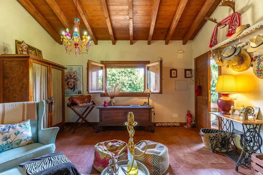 Sala de estar de Finca rústica en venta en Cuacos de Yuste con Jardín privado, Terraza y Piscina