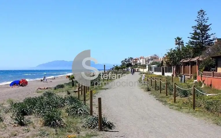 Vista exterior de Planta baja en venta en Rincón de la Victoria con Aire acondicionado, Calefacción y Terraza