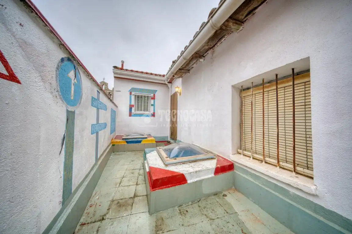 Casa adosada en venta en Venta de Baños