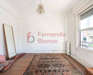 Bedroom of Flat for sale in Bilbao 