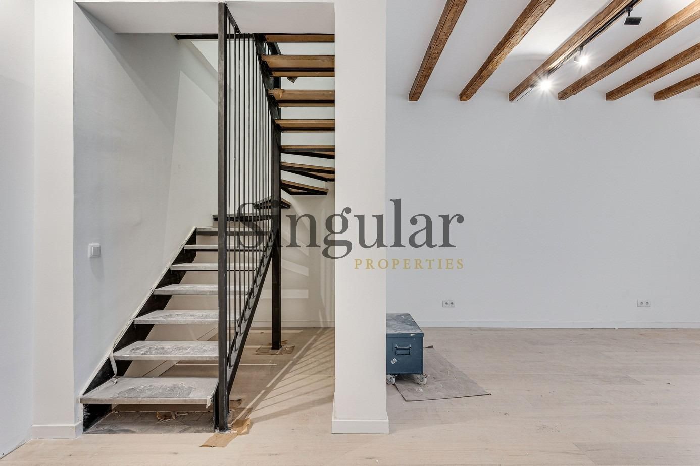 Dúplex en venta en  Barcelona Capital con Aire acondicionado, Calefacción y Jardín privado