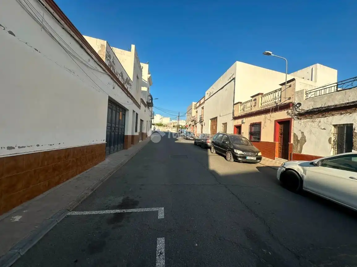 Vista exterior de Casa o xalet en venda en El Viso del Alcor