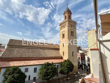 Adossat amb balcó en venda a Casco Antiguo