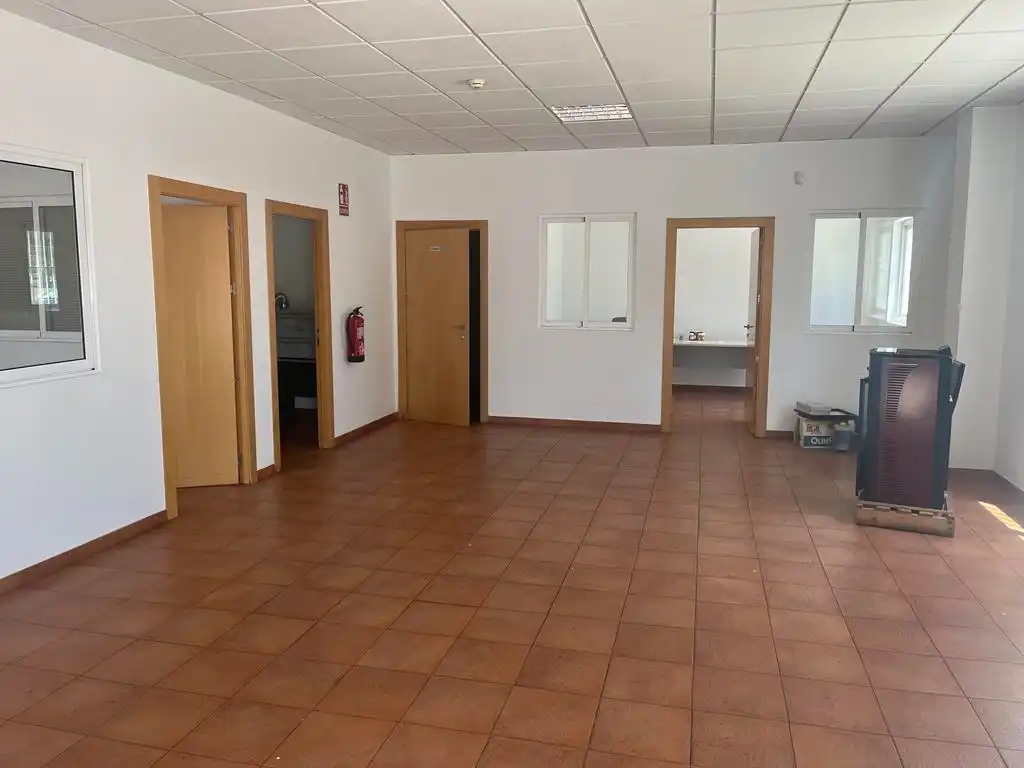 Industrial buildings for rent in Albacete  with Alarm