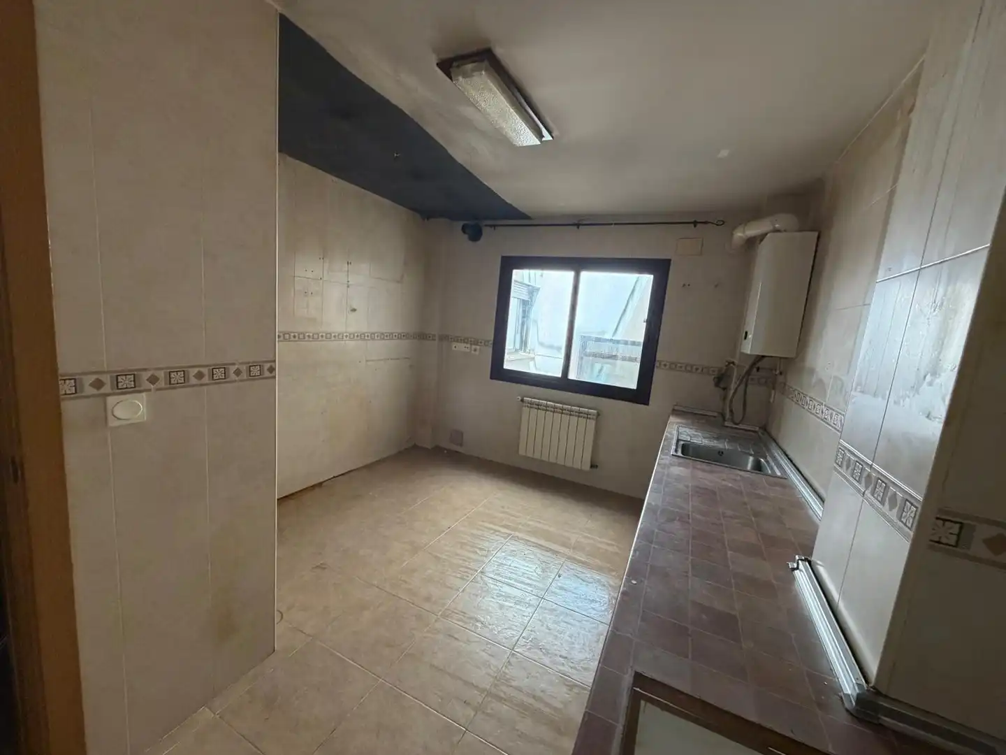 Cuina de Pis en venda en Miguel Esteban amb Terrassa i Piscina comunitària