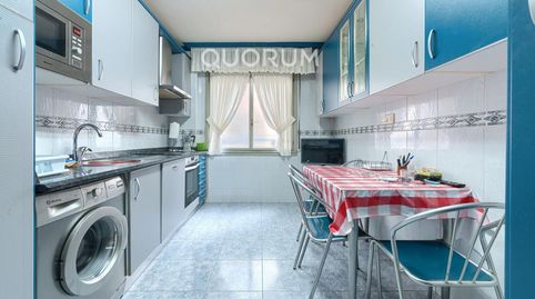 Foto 3 de Piso en venta en Centro - Ariz - Uribarri, Basauri