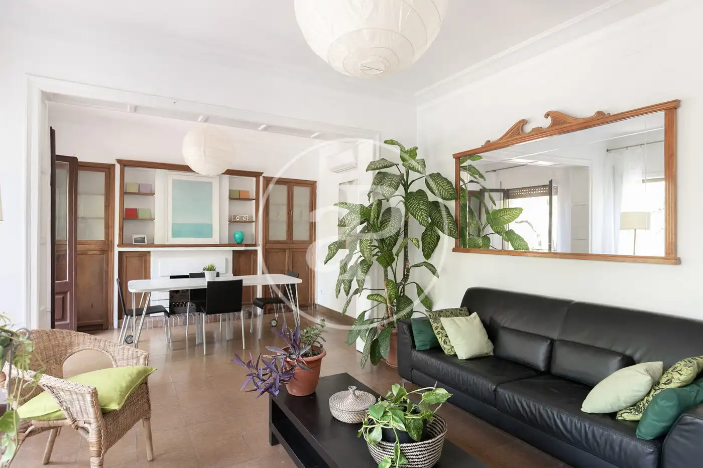 Wohnzimmer von Wohnung zum Verkauf in Barcelona mit Klimaanlage, Heizung und Terrasse