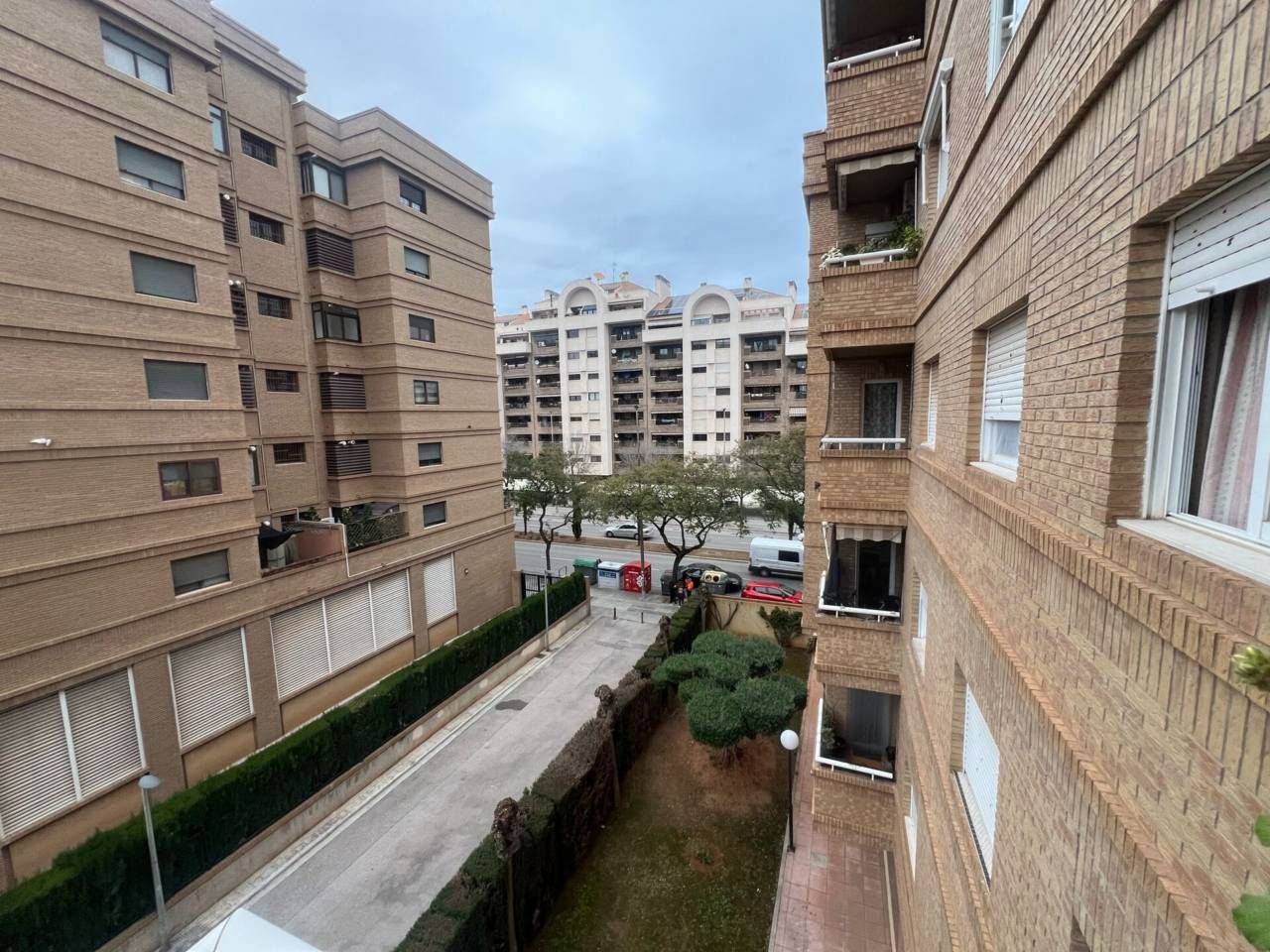 Vista exterior de Pis en venda en Castellón de la Plana / Castelló de la Plana amb Aire condicionat, Traster i Moblat