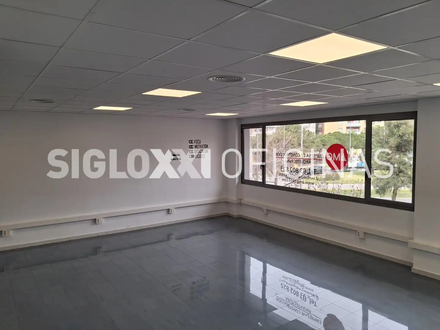 Office for rent in Esplugues de Llobregat  with Air Conditioner and Heating