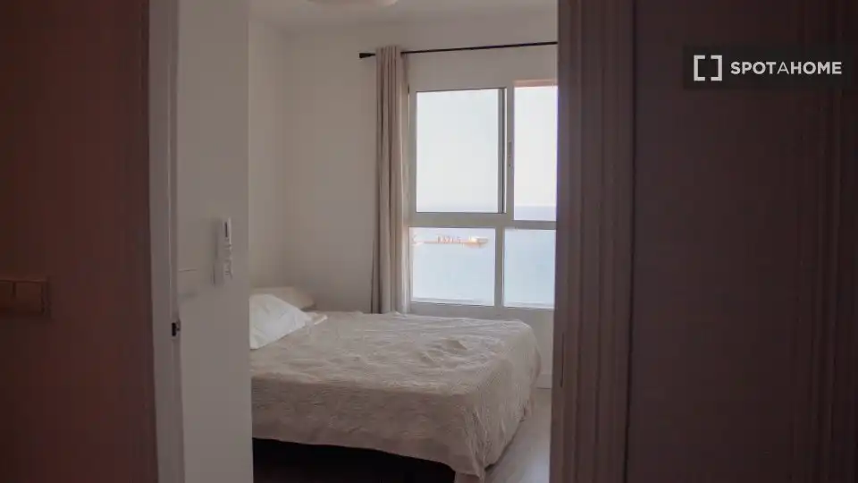 Bedroom of Apartments for share in Cullera  with Air Conditioner, Terrace and Furnished