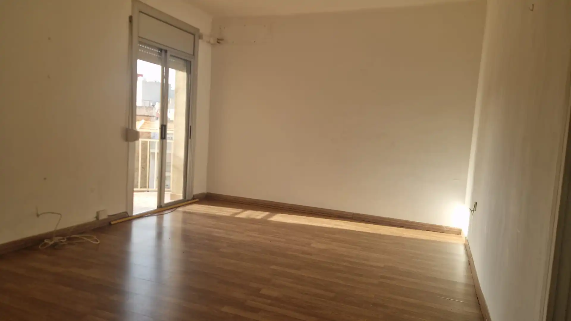 Wohnzimmer von Wohnung zum Verkauf in Sant Boi de Llobregat mit Balkon und Alarm