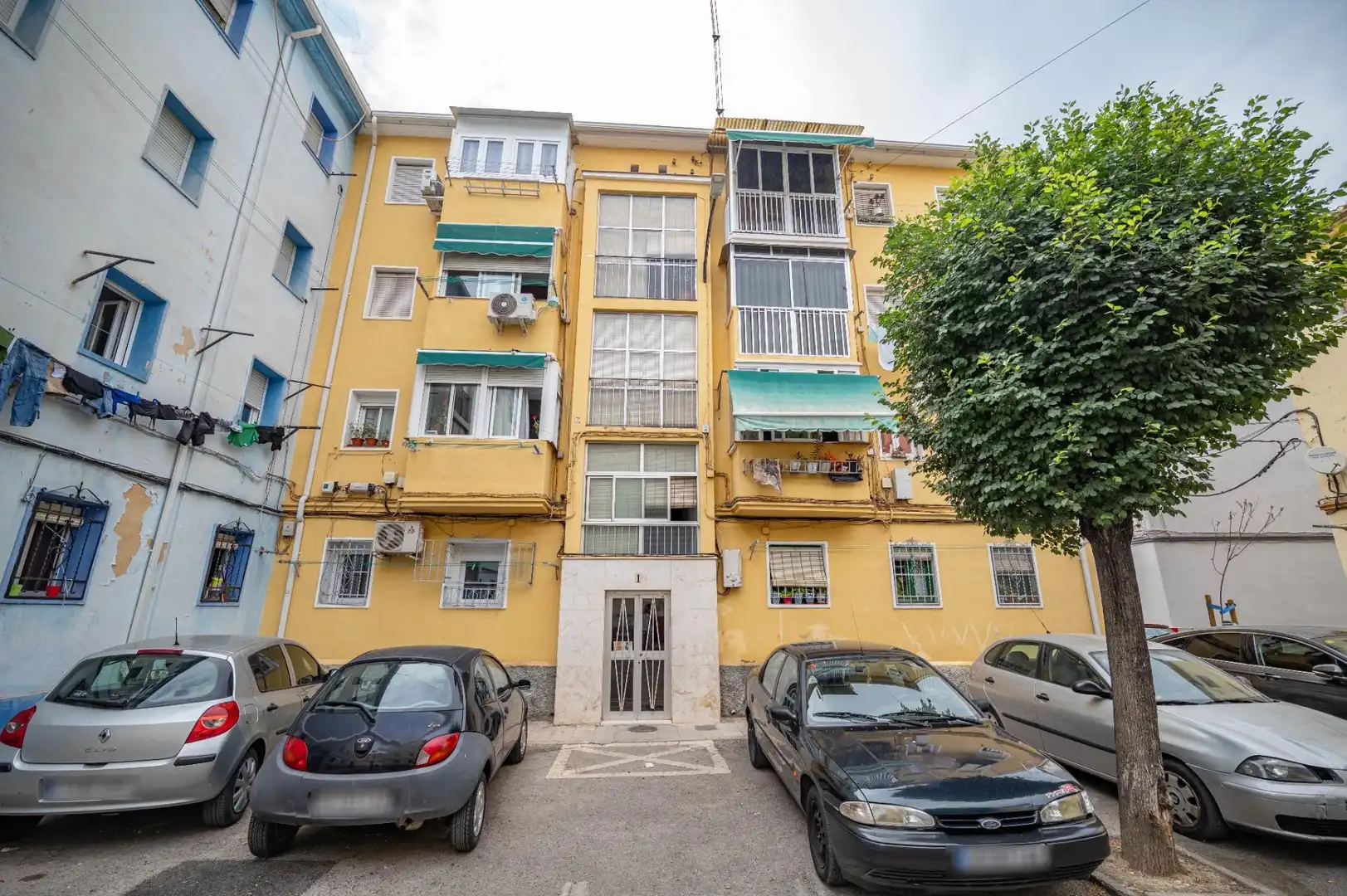 Exterior view of Flat for sale in Granada