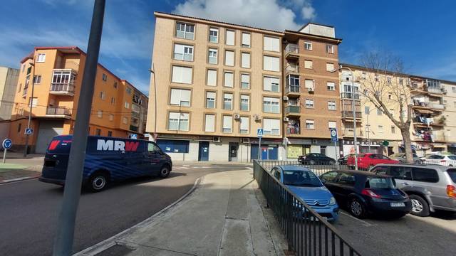 Garaje en Venta en Calle Tornavacas, 3 en Miralvalle - Av. Virgen del Puerto - La Data