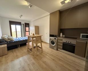 Flat to rent in Calle Tarifa, Casco Antiguo - Sta. Cruz - Ayuntamiento