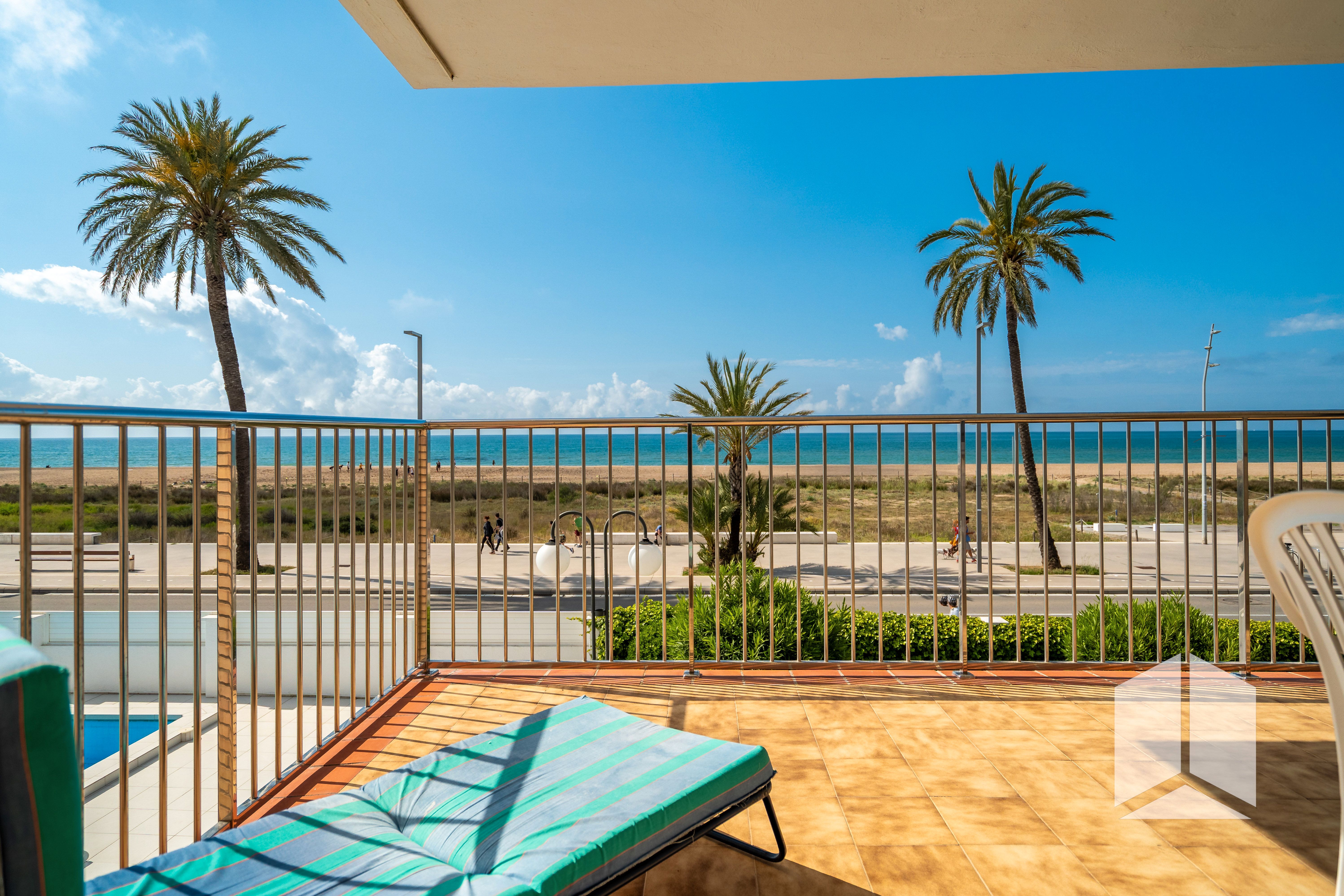 Bedroom of Flat for sale in Castelldefels  with Terrace, Storage room and Swimming Pool