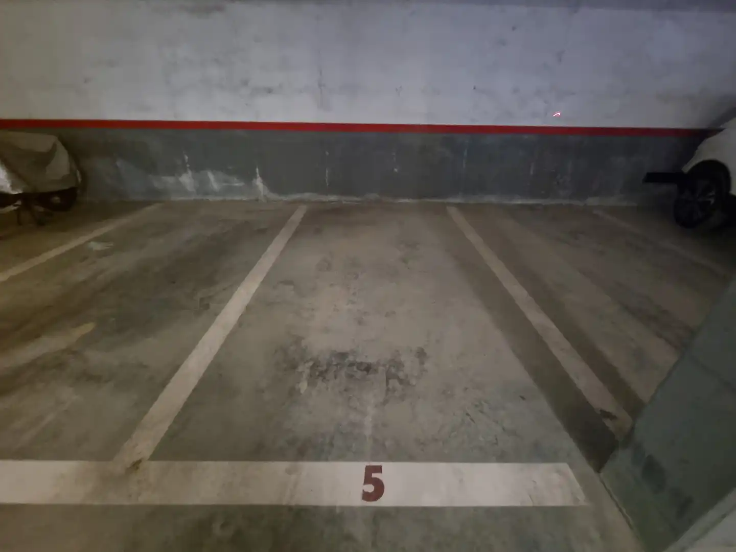 Parkplatz von Garage zum Verkauf in Figueres