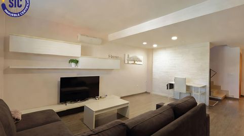 Foto 2 de Casa adosada en venta en Calle Nules, Onda, Castellón