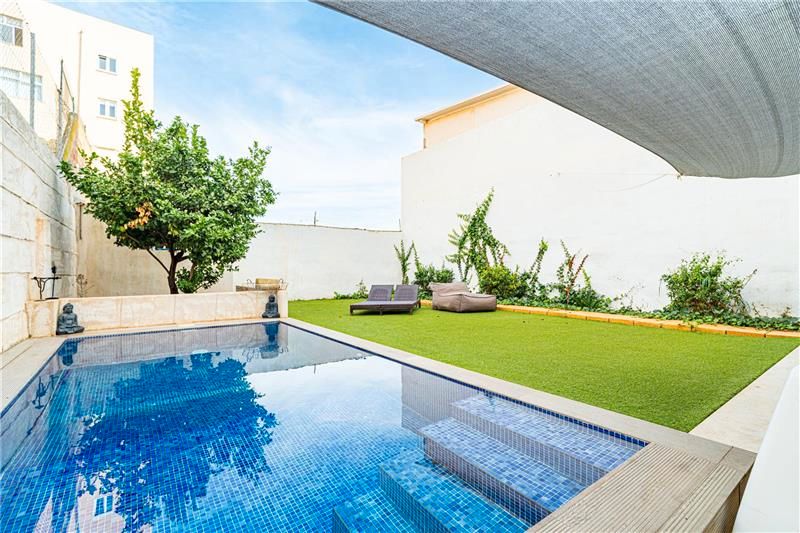 Swimming pool of Planta baja for sale in  Palma de Mallorca  with Air Conditioner, Terrace and Storage room