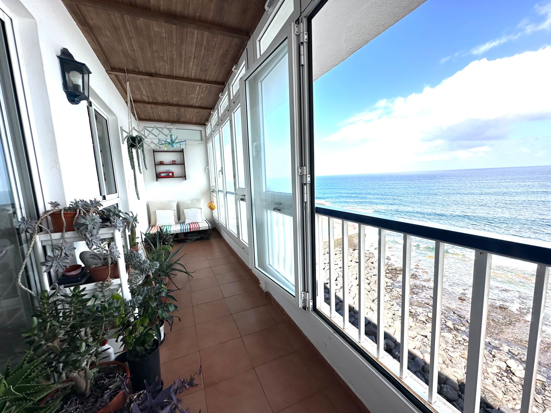 Balcony of Flat for sale in San Cristóbal de la Laguna  with Parquet flooring, Terrace and Community pool
