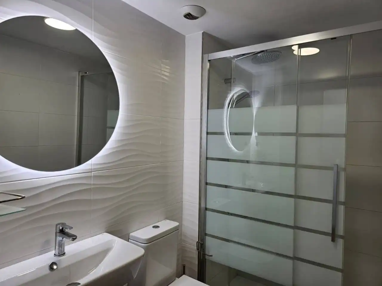 Bathroom of Flat for rent in Murcia  with Air Conditioner, Terrace and Furnished