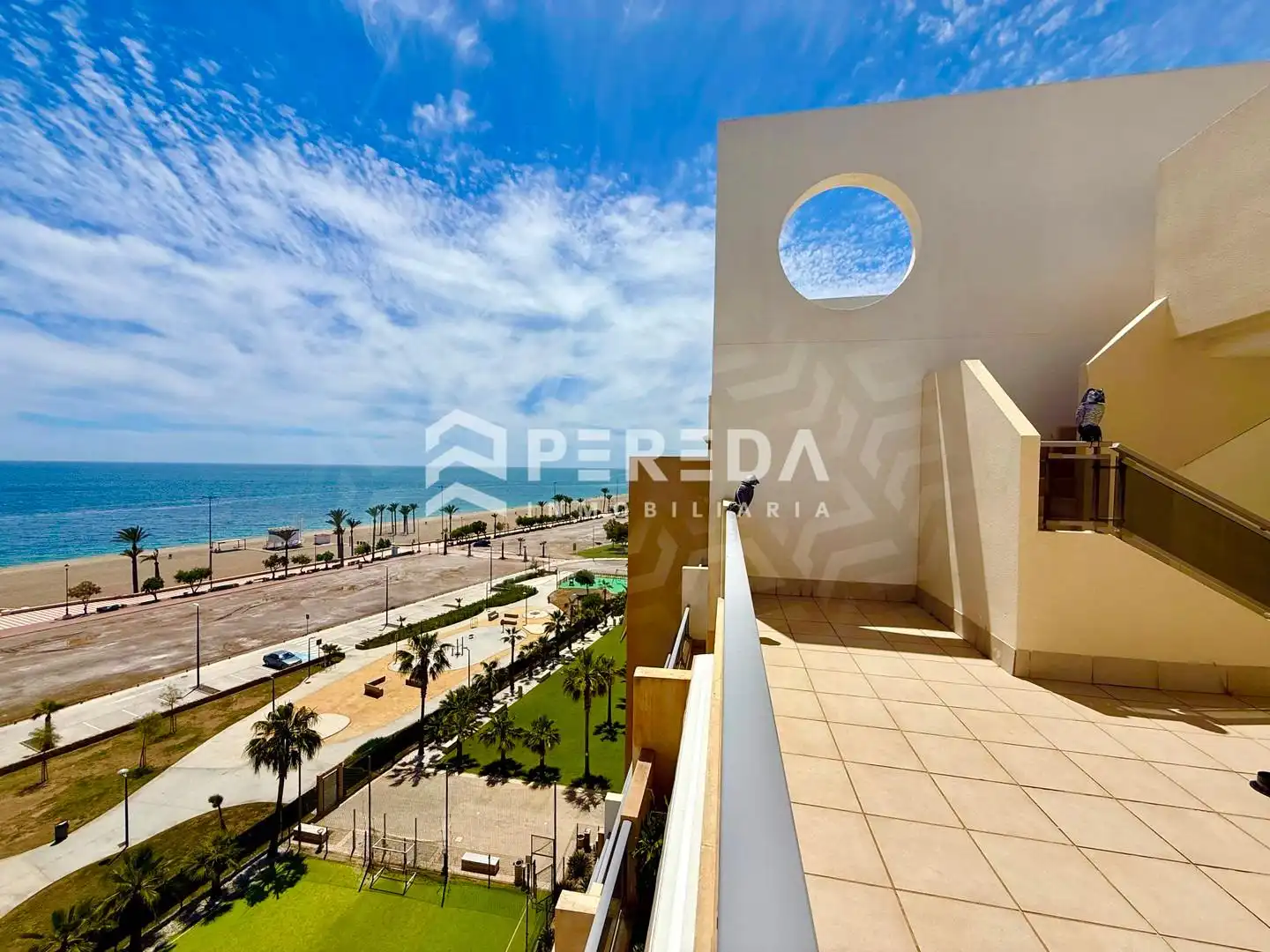 Terrasse von Dachboden zum Verkauf in Roquetas de Mar mit Terrasse und Gemeinschaftspool